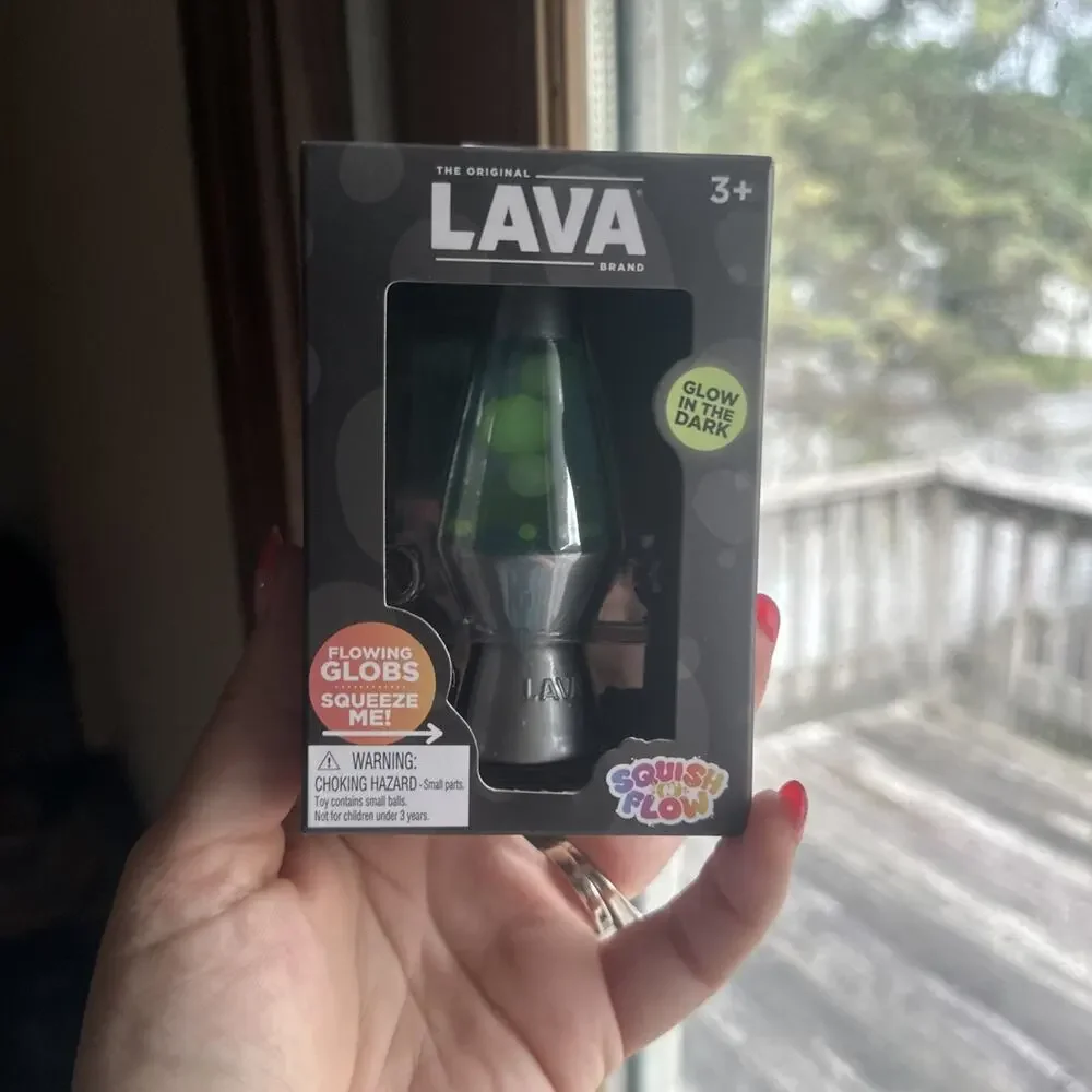 SCHYLLING Lava Squish & Flow Glow in The Dark Green. Original Lava Lamp Needoh